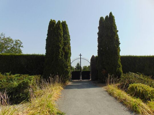 Entrée du cimetière de Chivres-en-Laonnois